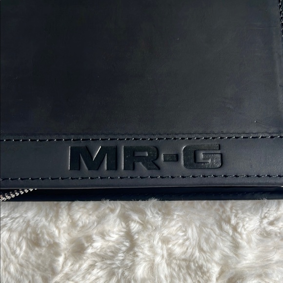 G-Shock MR-G Black Men's Binder - Picture 11 of 11